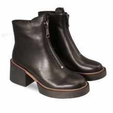 Black colour women ankle boots