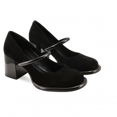 women court shoes