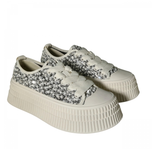 women leisure shoes