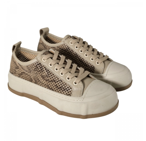 women leisure shoes