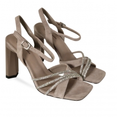 ivory colour Women sandals
