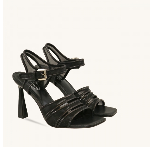 Moteriškos basutės